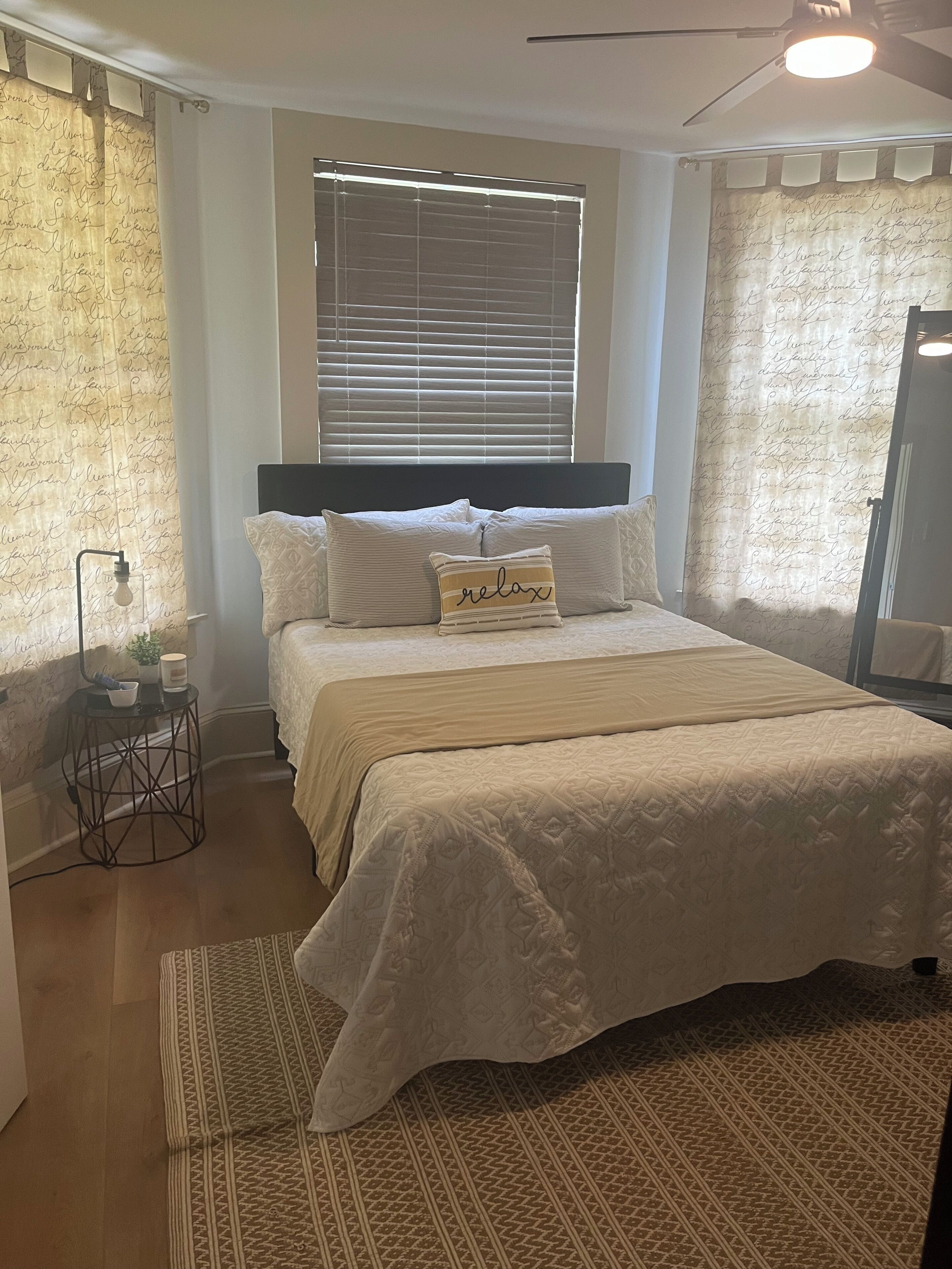 Spacious 4-bedroom house in historic area of Knoxville close to downtown! 