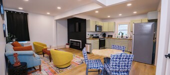 4BR Knoxville home close to downtown, UT & interstate! Free local gift cards!