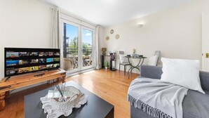Leilighet | Oppholdsområde | TV