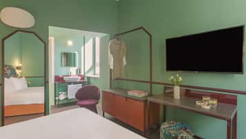 Dobbeltrom – superior | Minibar, safe på rommet, blendingsgardiner og lydisolert