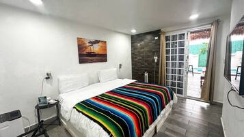 1 bedroom, desk, iron/ironing board, free WiFi