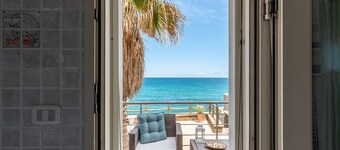 Villetta Ficarazzi by Wonderful Italy