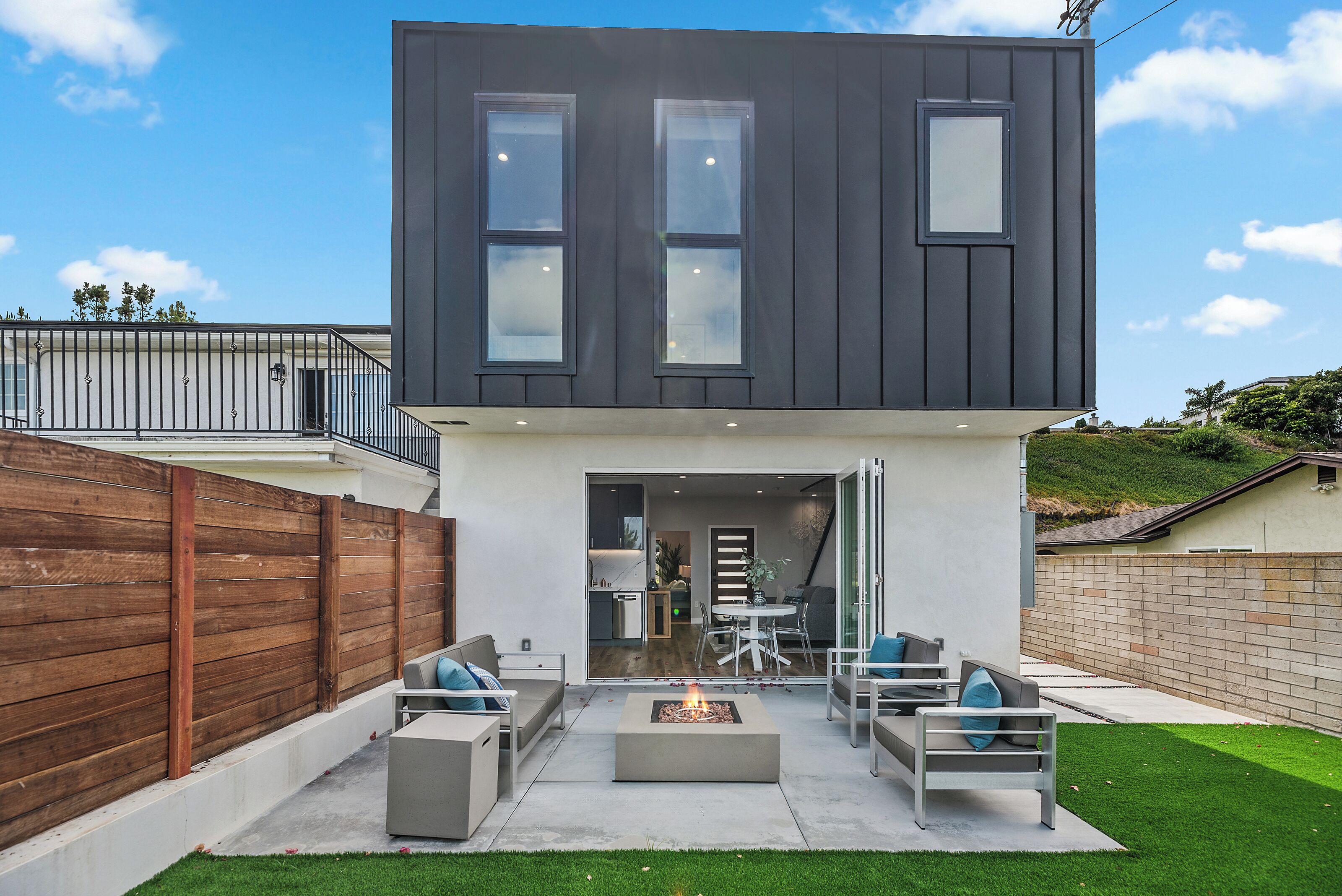 New unit, Intro Rates: Modern Desert View w/ Canyon Views, Near La Jolla Village