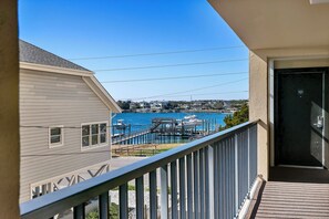 Property grounds - Summer Sands Wrightsville Waggin' Room 104 (Wrightsville Beach)