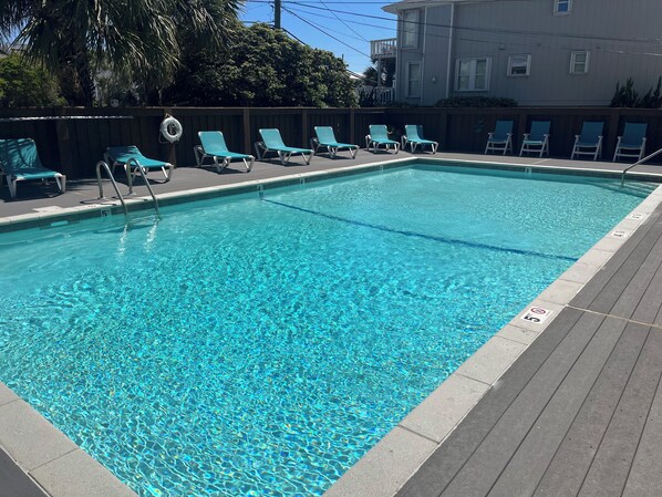 Pool - Summer Sands Pets Are A Plus Room 105 (Wrightsville Beach)