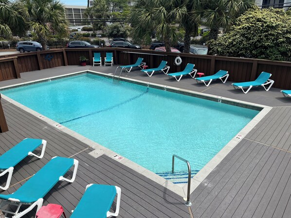 Pool - Summer Sands Pets Are A Plus Room 105 (Wrightsville Beach)