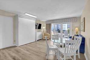 Interior - Summer Sands- Poolside Pup Room 207 (Wrightsville Beach)