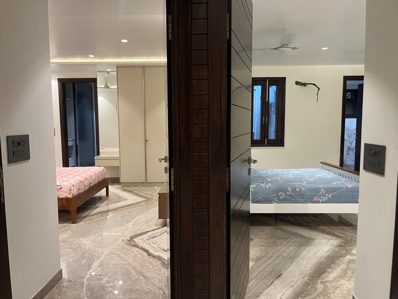 3 bedrooms, in-room safe, WiFi, bed sheets