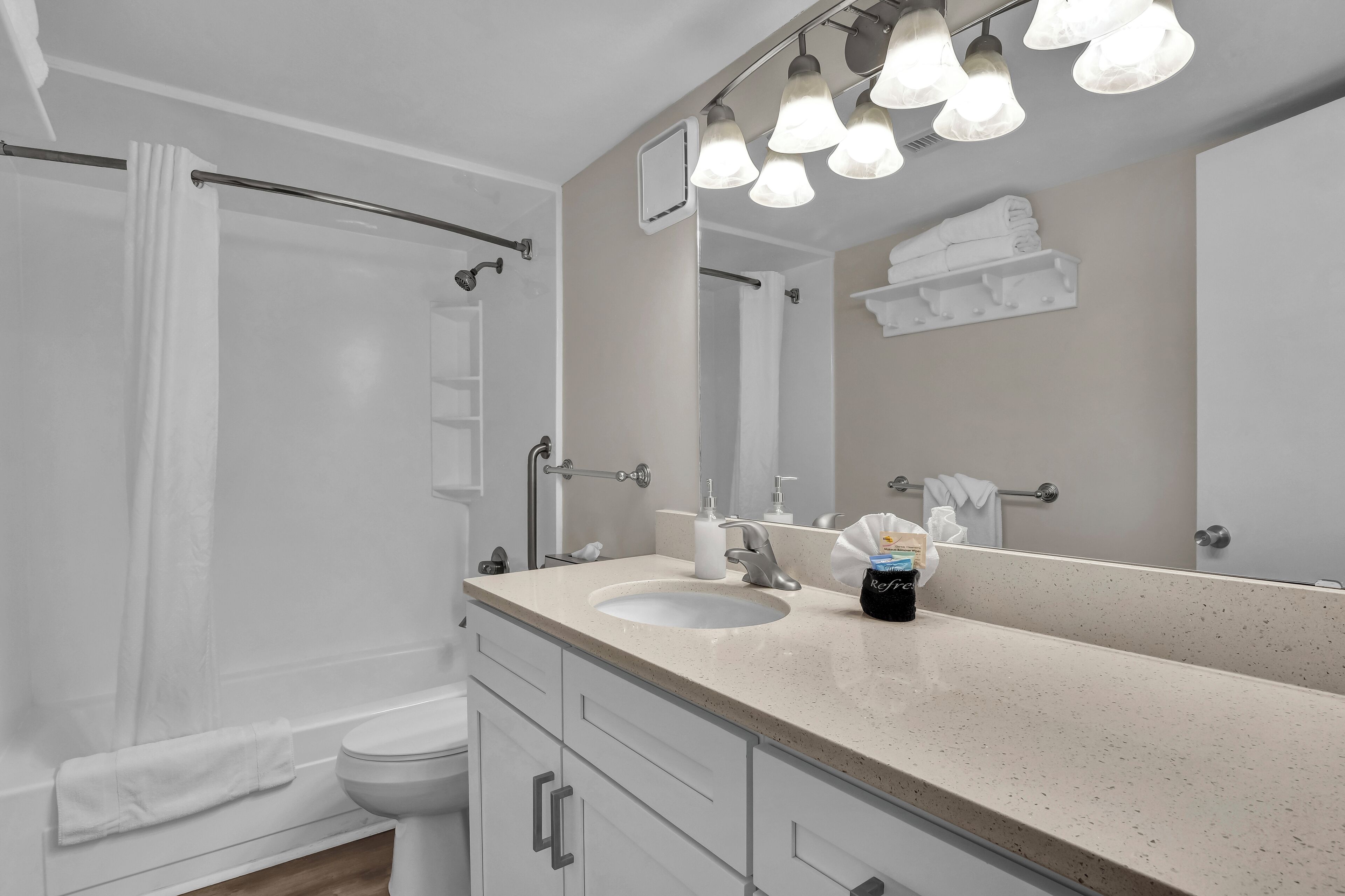 Hårtork och handdukar