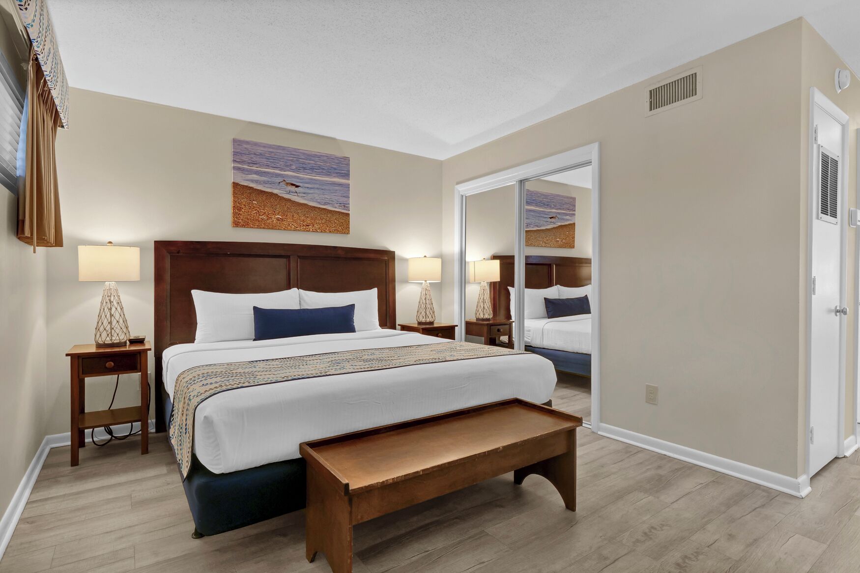 1 habitación, tabla de planchar con plancha, internet y ropa de cama 