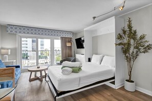 1 chambre, fer et planche à repasser, accès Internet, draps fournis