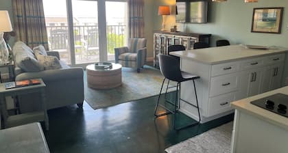 Summer Sands- Isle Be There Room 406