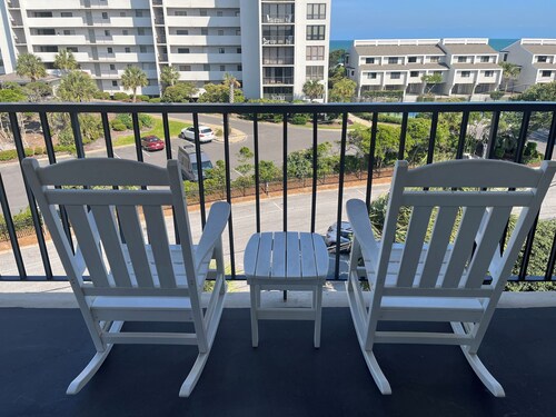 Summer Sands- Vitamin Sea Room 408