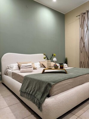 1 bedroom, iron/ironing board, free WiFi, bed sheets