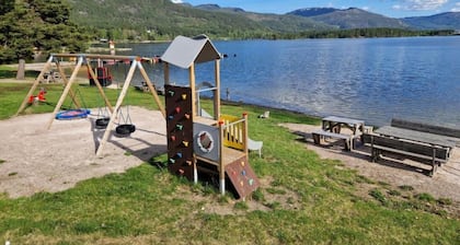 Apartment nr3 close to Vrådal Ski- Hiking, Beaches, Fishing and Lake Views