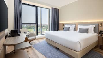 Deluxe-Zimmer, 1 King-Bett | Zimmersafe, Schreibtisch, schallisolierte Zimmer, Bügeleisen/Bügelbrett