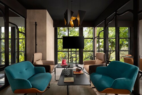 Moxy Mumbai Andheri West