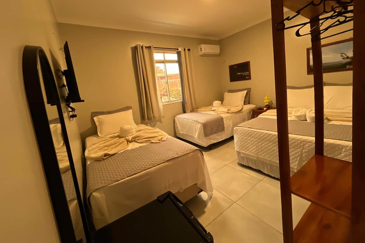 Deluxe Quadruple Room | Room amenity