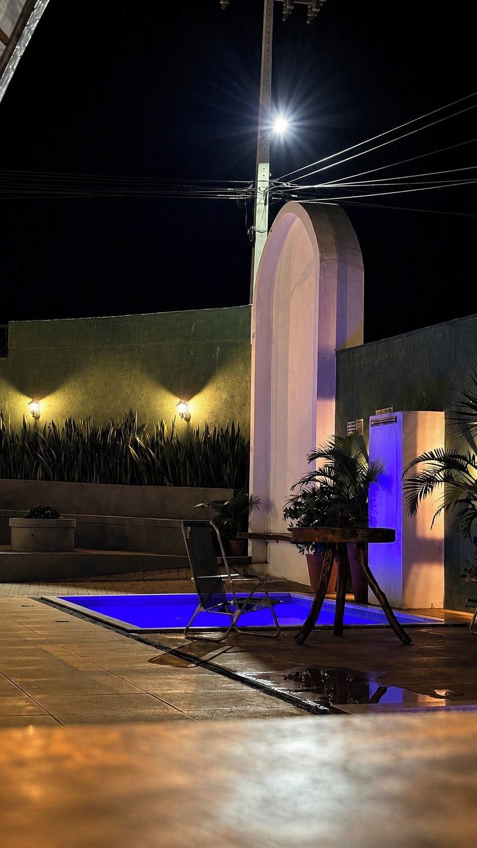 2 piscinas externas, guarda-sóis, espreguiçadeiras