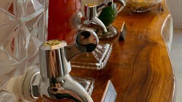 Colazione completa inclusa, servita tutte le mattine