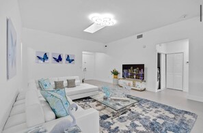 Foosball - Delightful 4-bedroom house in Miami tropical  Paradise and so much fun  (Miami)