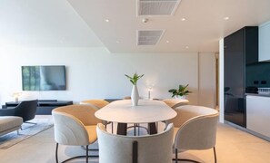 Dining - New 2Br Condo Bluepoint 8-17 Sea Views (Phuket)