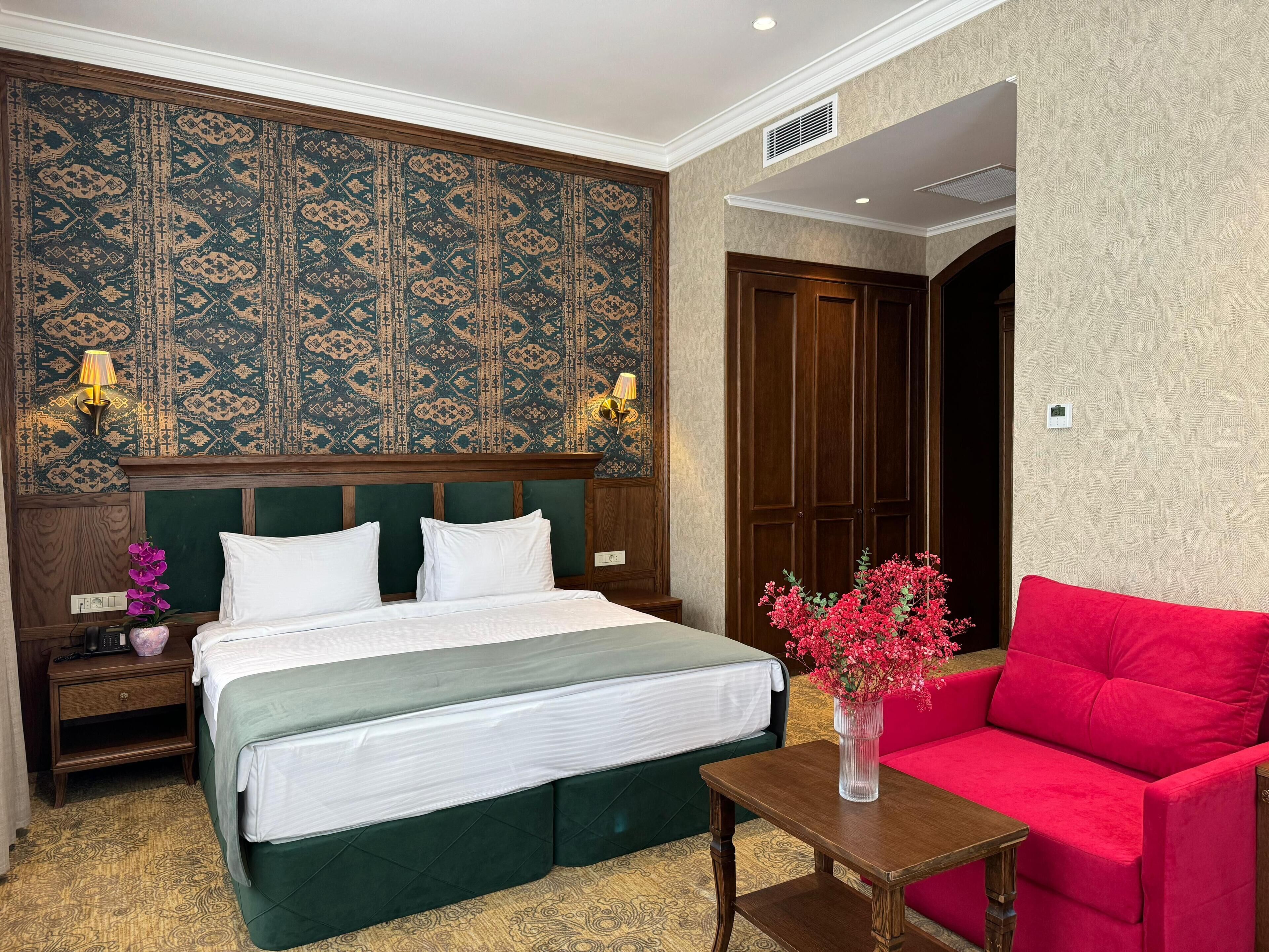 Panorama tweepersoonskamer, 1 slaapkamer | Italiaanse Frette-lakens, luxe beddengoed, een bureau