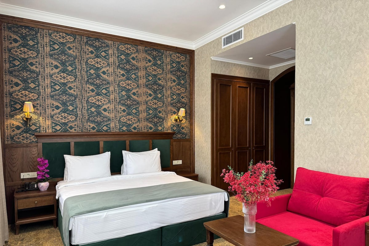 Quarto casal panorâmico, 1 quarto | Lençóis italianos Frette, roupas de cama premium, escrivaninha