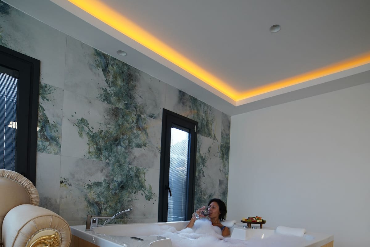 Romantic Studio Suite, Balcony, Sea View