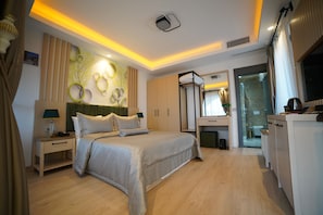 Premium bedding, memory foam beds, minibar, in-room safe - DATÇA SUİTES LUXURY BOUTİQUE HOTELS (Datça)