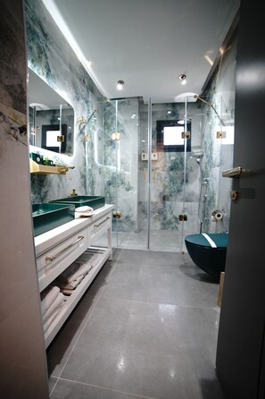 Romantic Studio Suite, Balcony, Sea View | Bathroom - DATÇA SUİTES LUXURY BOUTİQUE HOTELS (Datça)