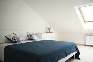 1 bedroom, bed sheets - Cucci House Lido Riccio (Lido Riccio)