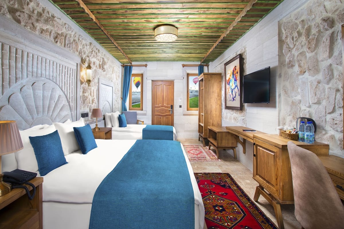 Kamar Triple Superior, pemandangan lembah | Seprai premium, minibar gratis, brankas, dan meja kerja