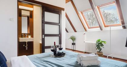 Lumina 2-level charming apart