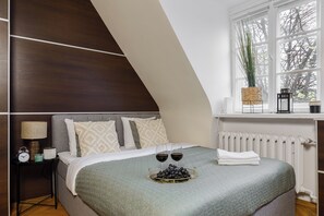 Comfort Apartment | 3 bedrooms, laptop workspace, blackout drapes, iron/ironing board - Lumina 2-level charming apart (Warsaw)