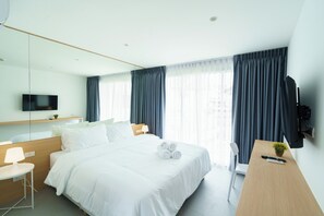 Double Room | Free WiFi, bed sheets - Lis Hotel Chiangmai (Chiang Mai)