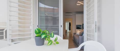 Apartment | Terrace/patio