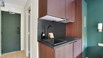 City Studio (15) | Private kitchen | Espresso maker, electric kettle