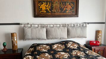 2 chambres, fer et planche à repasser, Wi-Fi, draps fournis