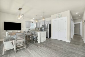 Living area - 30A Beach House - Beach Bayou (Santa Rosa Beach)