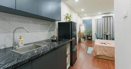 Cozy studio with AC and WiFi in marvelous Ha NoiStandard Studio