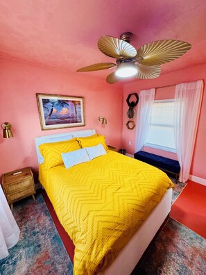 1 bedroom, free WiFi, bed sheets