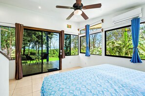 2 bedrooms, desk, free WiFi, bed sheets - CASA SUENOS  2 bedroom newly built home with ocean & jungle view (Pavones)