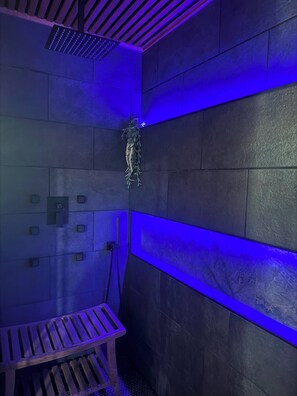 Interior - 4-bedroom house with boat trailer parking boat ramp access that is pet friendly (Mary Esther)