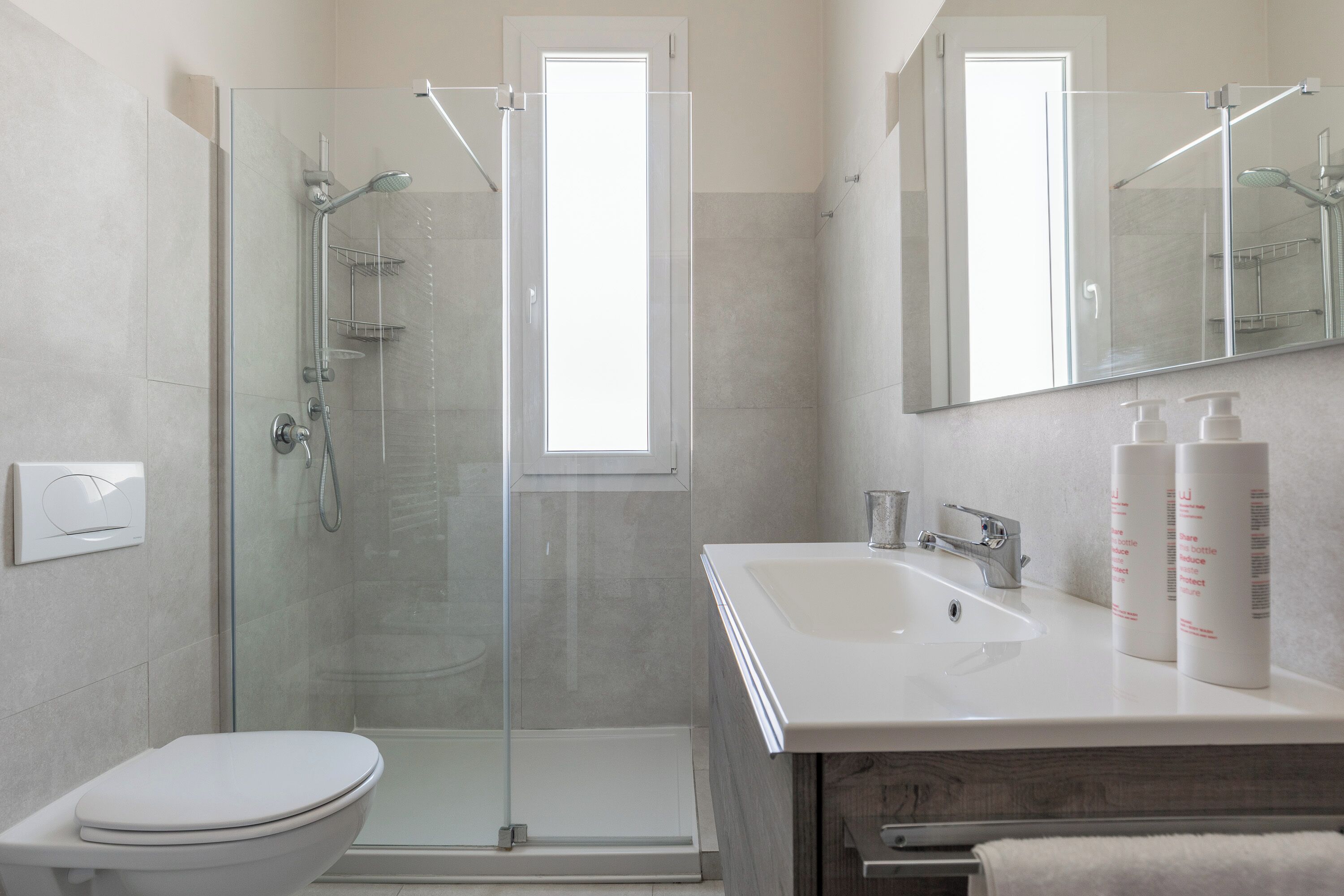 Apartment, Balcony | Bathroom