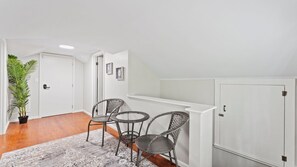 Upstairs loft - Ultimate Lake James Escape! Cozy 4-Bedroom Cottage – Sleeps 12+ (Angola)