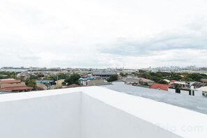 Unclassified image, 4 of 9, button - RedDoorz @ Good 101 Paranaque (Paranaque)