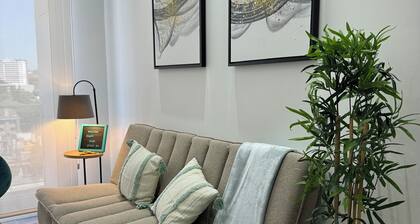 Hermoso Apto - Aeropuerto, Jacuzzi & Restaurantes