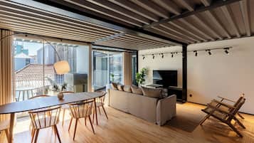 Appartamento, 2 camere da letto | Area soggiorno | Smart TV 43 pollici con canali via cavo