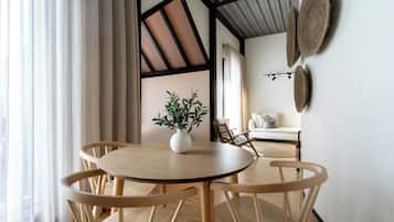 Studio, Terrace | Living area